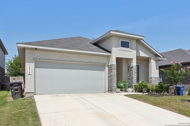 14926 Palmer Crk, House other with 4 bedrooms, 2 bathrooms and null parking in San Antonio TX | Image 4