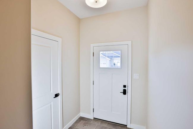 2 - 18 Riverford Close W, Home with 1 bedrooms, 1 bathrooms and 2 parking in Lethbridge AB | Image 8