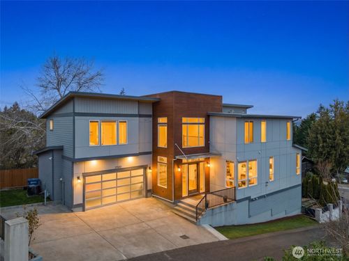 17323 Military Rd S, SeaTac, WA, 98188-3651 | Card Image