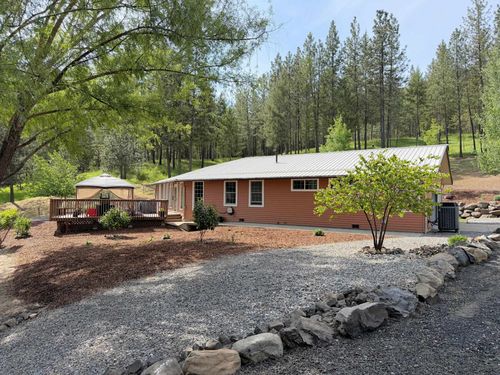 32765 Rays Pl N, Davenport, WA, 99122-5009 | Card Image