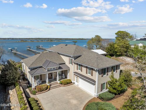 8404 Sound Dr, Emerald Isle, NC, 28594-2639 | Card Image