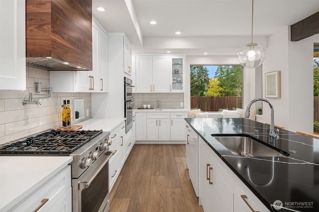 709 Chris David Dr, House other with 3 bedrooms, 3 bathrooms and 3 parking in Steilacoom WA | Image 4