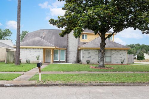 15119 Plaza Libre Dr, Houston, TX, 77083-4212 | Card Image