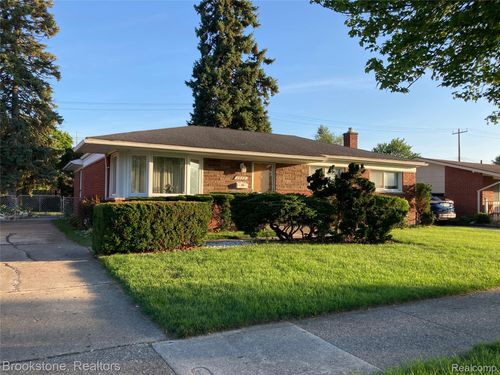 1573 Windemere Ave, Madison Heights, MI, 48071-1006 | Card Image