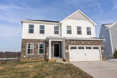 3367 Ponderosa Trl, Uniontown, OH, 44685-8177 | Card Image