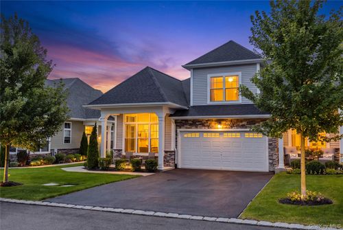 341 Aliana Avenue, Brookhaven, NY, 11980 | Card Image
