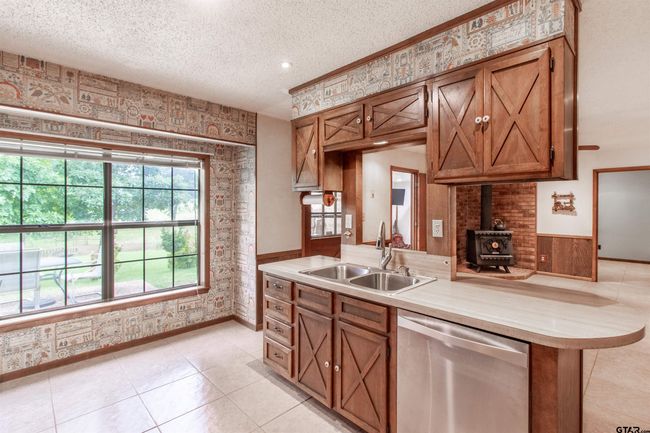 13402 County Road 1131, House other with 3 bedrooms, 2 bathrooms and null parking in Flint TX | Image 14