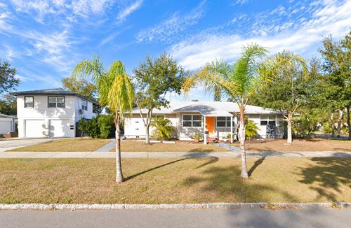 2001 2nd St S, ST PETERSBURG, FL, 33705-2852 | Card Image