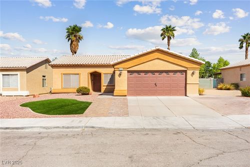 5232 Wild Orchid St, North Las Vegas, NV, 89031-0698 | Card Image