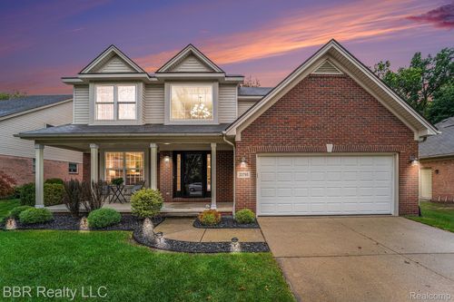 22795 Fawn Rd, Brownstown Twp, MI, 48183-1155 | Card Image