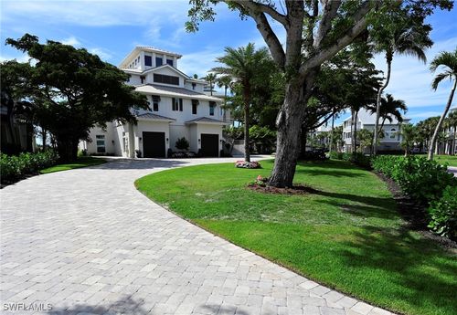 104 Anguilla Ln, BONITA SPRINGS, FL, 34134-8507 | Card Image
