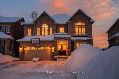 17 Sanford Circle, Springwater, ON, L9X2A8 | Card Image