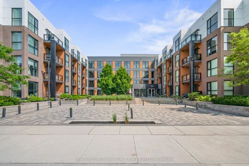 212-210 Sabina Dr, Oakville, ON, L6H0W6 | Card Image