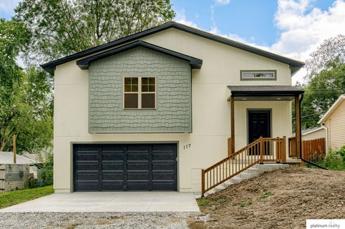 117 Edwin St, Ceresco, NE, 68017-4073 | Card Image