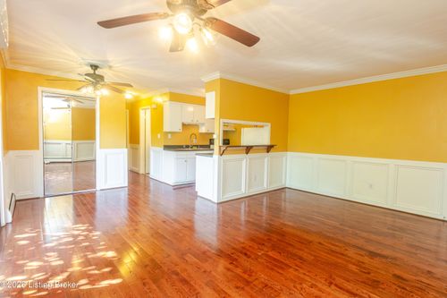 d5-3501 Illinois Ave, Louisville, KY, 40213-1078 | Card Image