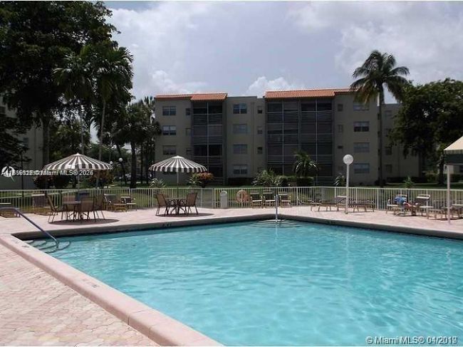 4303 - 1830 Sw 81 St Ave, Condo with 2 bedrooms, 2 bathrooms and null parking in North Lauderdale FL | Image 17