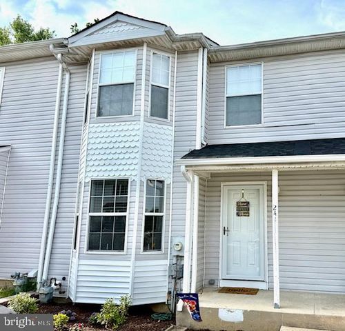 241 Mansion Pkwy, New Castle, DE, 19720-1379 | Card Image