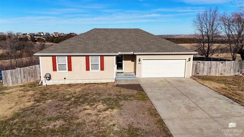 1910 Thompson Drive, Junction City, KS, 66441 | Card Image