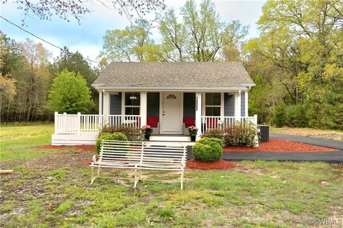 18082 Dawn Blvd, Hanover, VA, 23069-2034 | Card Image