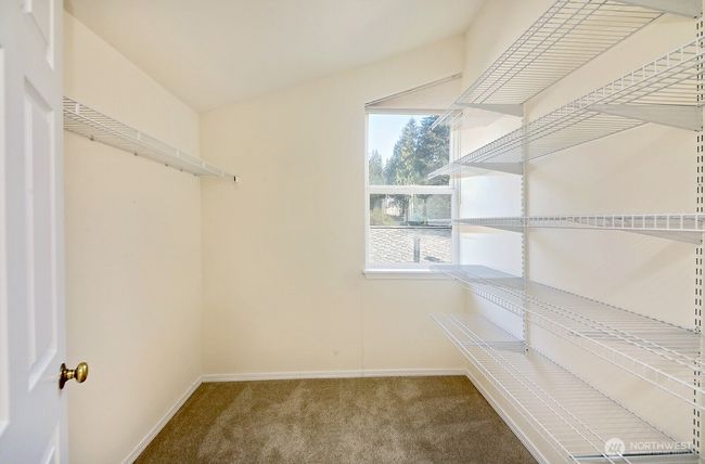Closet in additional Flex room. | Image 25