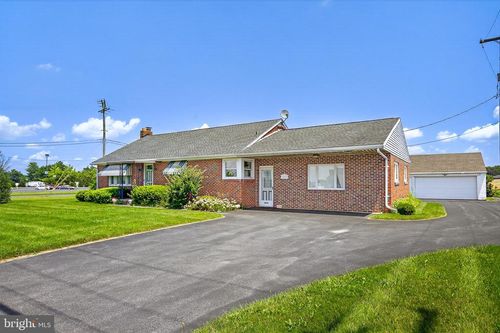 1419 Seven Valleys Rd, YORK, PA, 17408-8822 | Card Image