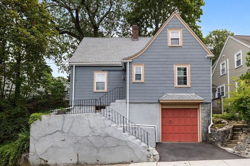 28 Murray Hill Rd, Malden, MA, 02148-3539 | Card Image