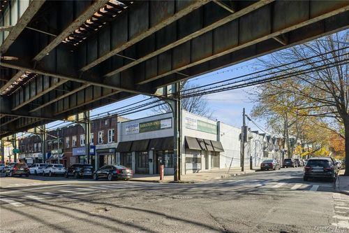 92 Liberty Ave, Ozone Park, NY, 11417 | Card Image