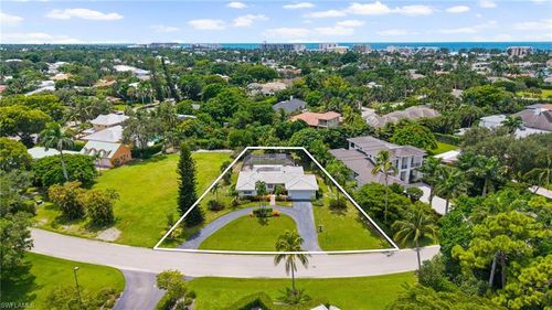700 Bow Line Dr, NAPLES, FL, 34103-4735 | Card Image