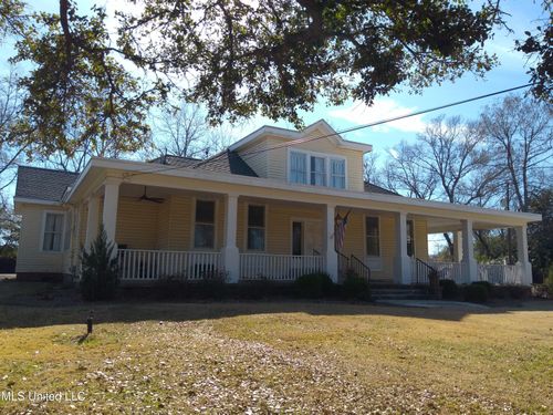 1202 Bayou Dr, Indianola, MS, 38751-2902 | Card Image