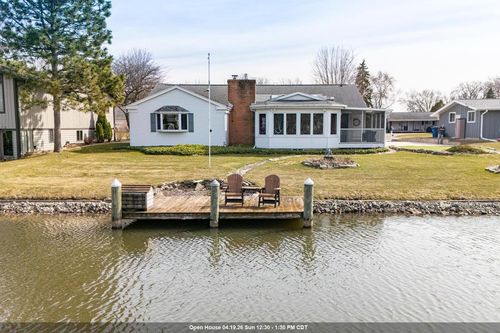 918 Leeward Court, OSHKOSH, WI, 54901 | Card Image