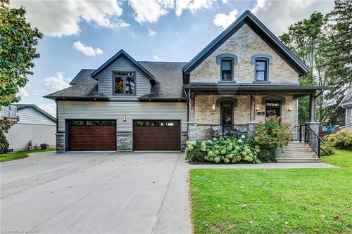 {{alt}} | Card Image