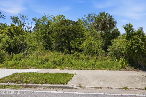 5574 Avenue B, JACKSONVILLE, FL, 32209-2602 | Card Image