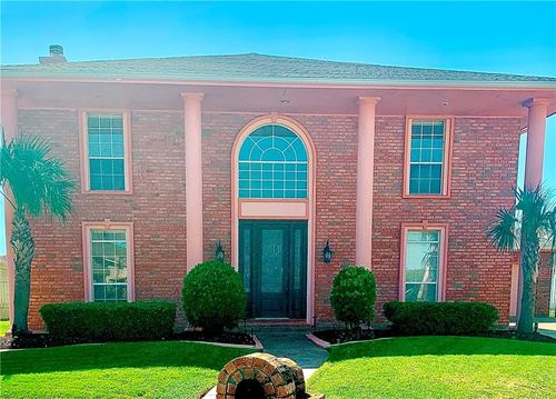 11211 Asphodel Dr, New Orleans, LA, 70128-3422 | Card Image