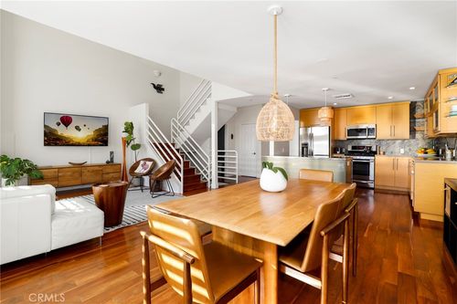 203-1214 14th St, Santa Monica, CA, 90402-2111 | Card Image