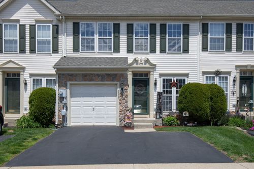 2665 Crabapple Cir, PERKASIE, PA, 18944-5461 | Card Image