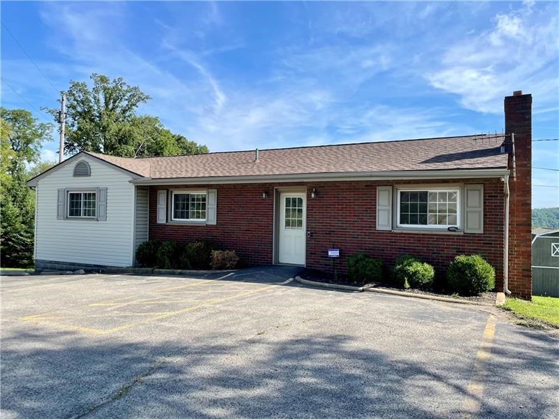 4862 W State St, Edinburg, PA 16116