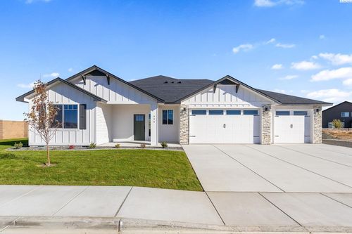 996 Miraflores Ave., West Richland, WA, 99353 | Card Image