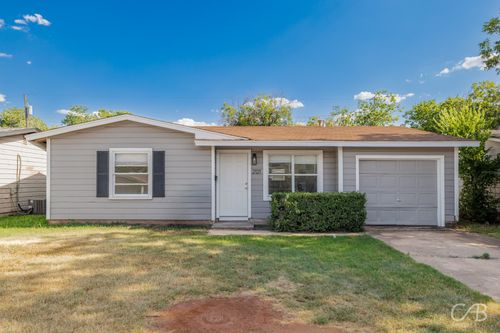 2121 Parramore St, Abilene, TX, 79603-5915 | Card Image
