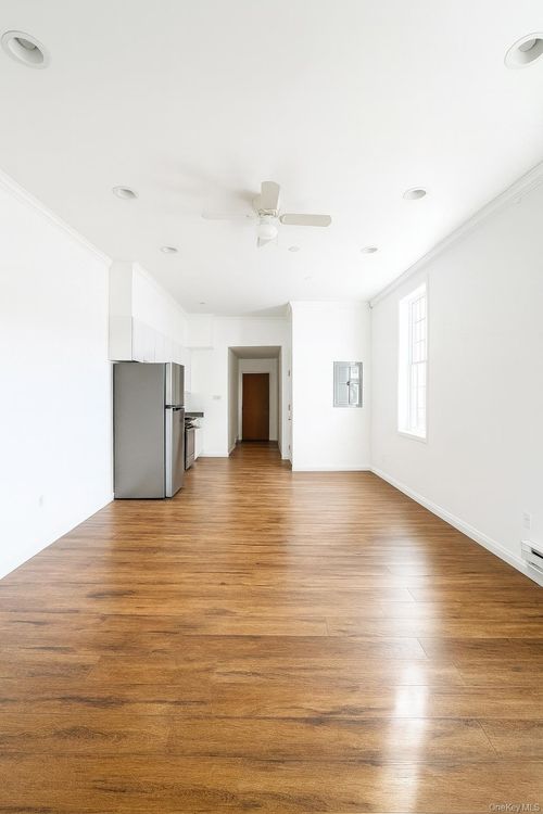 apt-5-422 Broadway, Monticello, NY, 12701-1395 | Card Image