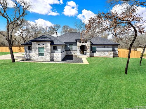 193 Timber Pl, La Vernia, TX, 78121-0120 | Card Image