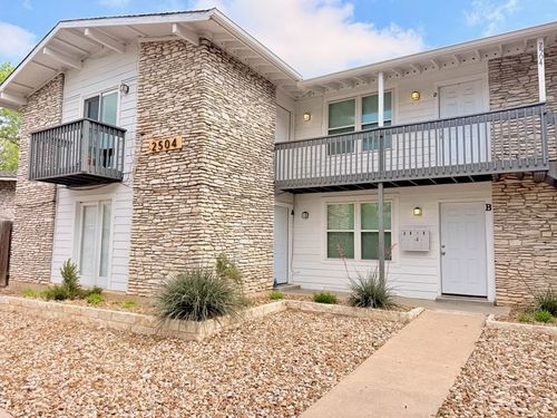 a-2504 Manor Cir, Austin, TX, 78723-5353 | Card Image