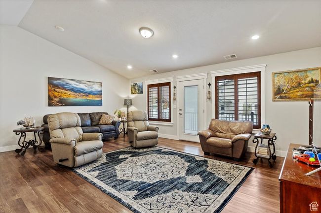UNIT-102 - 1555 N 280 W, Townhouse with 2 bedrooms, 2 bathrooms and 4 parking in Logan UT | Image 4
