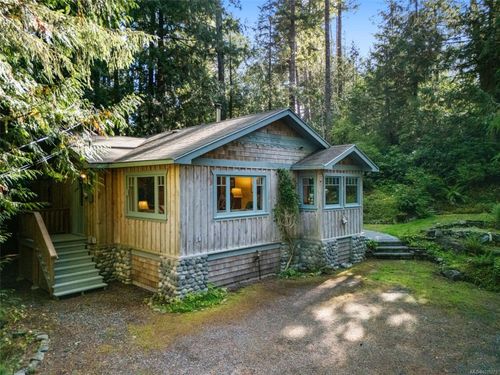 2295 King Rd, Sooke, BC, V9Z0K7 | Card Image