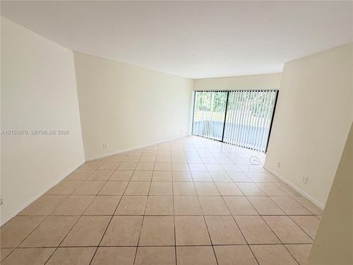 103-2000 N Congress Ave, West Palm Beach, FL, 33401-1653 | Card Image
