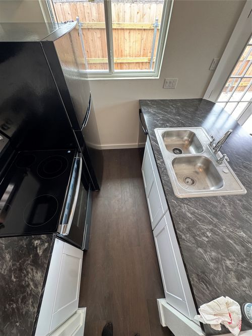 b-2905 Parker Ln, Austin, TX, 78741-5566 | Card Image