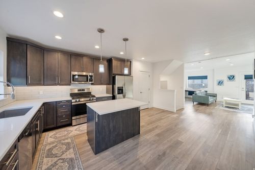 4239 S Birkhill Blvd, Murray, UT, 84107-5715 | Card Image
