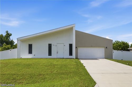 840 Carpenter St, Lehigh Acres, FL, 33974-9749 | Card Image
