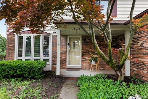 18068 Autumn Ln, Macomb, MI, 48044-2717 | Card Image