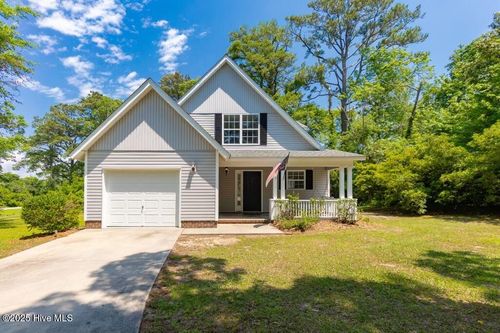 203 Panama Ter, Morehead City, NC, 28557-2625 | Card Image
