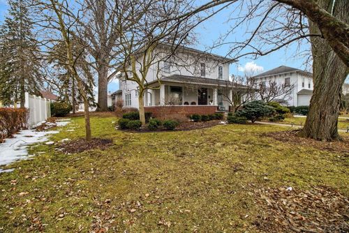 418 W Adrian St, Blissfield, MI, 49228-1002 | Card Image